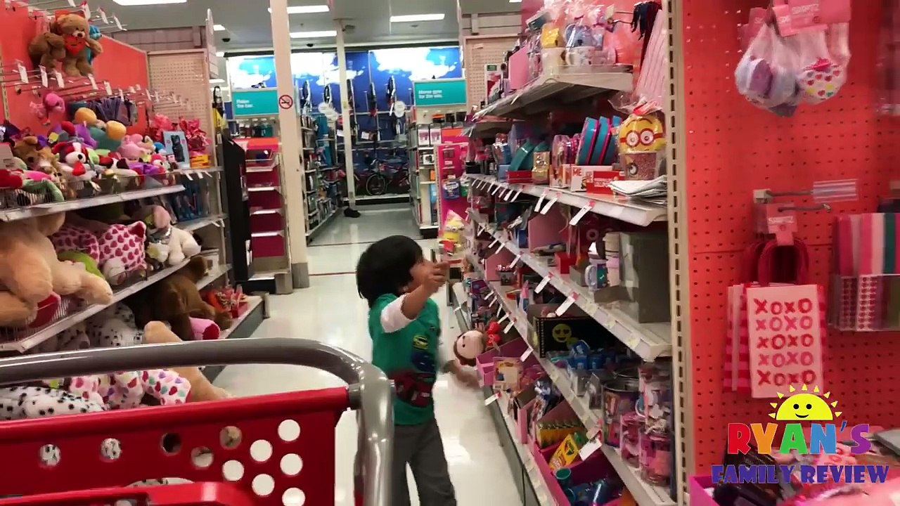 McDonald's Indoor Playground for Kids Happy Meal Lego Batman Surprise Toy Hunt V