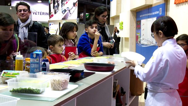 Animation anti-gaspi sur le stand du Ministère