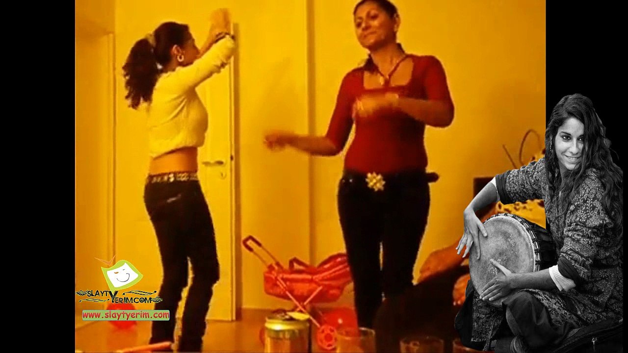 Roman evinde abla kız şenliği