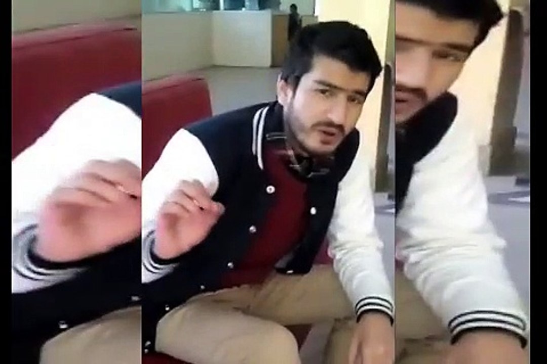 Sahil Pay Kharay ho Tmay kia ghum chalay jana Sung By IUB Student