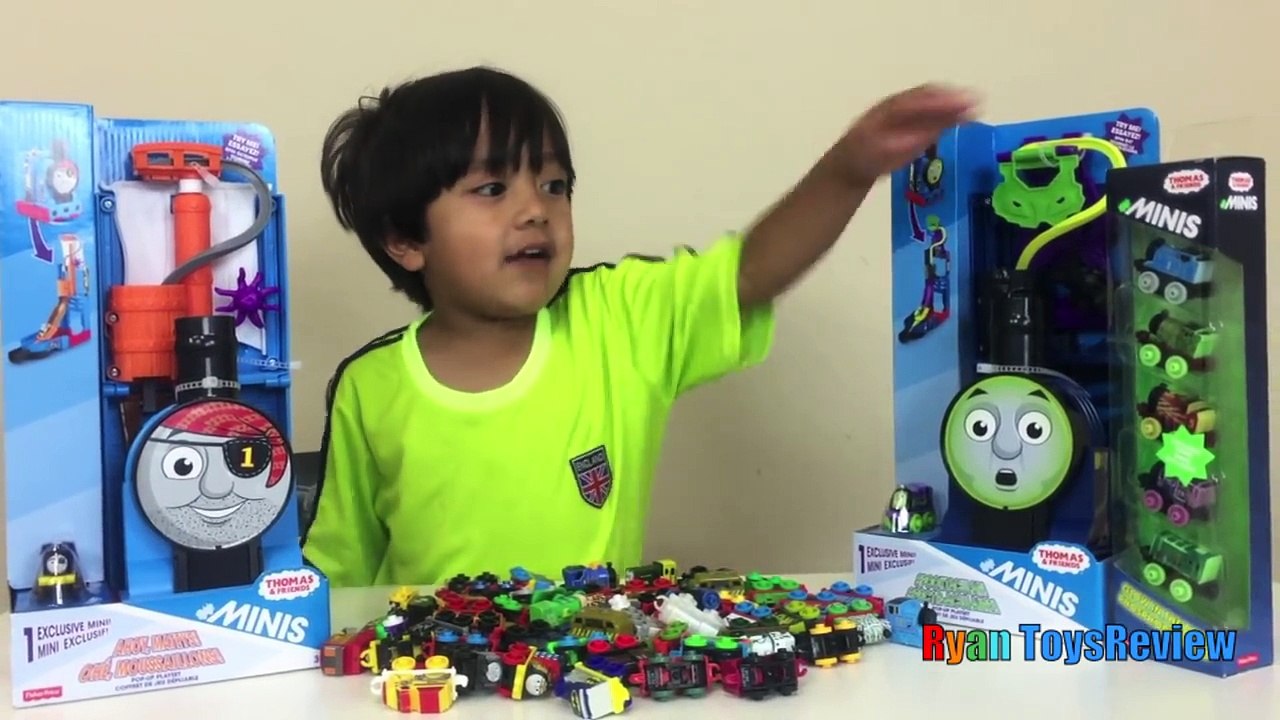 Thomas and Friends Minis Spooktacular and Ahoy, Mateys Pop Up Playset Toy Trains for Kids