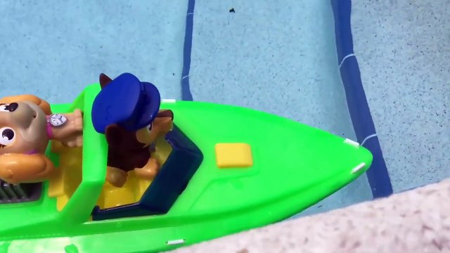Paw Patrol Pool Party Bath Toys Pup Squirters Underwater Toys Chase, Sky, Rescue Marshall, Rocky