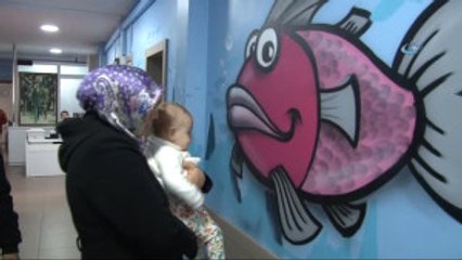 Kanserli Minikler İçin Hastane Duvarlarına Graffiti Yaptılar