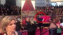 Dwayne Johnson, 'La roca', salta la valla de los Oscar para dar la mano a una fan