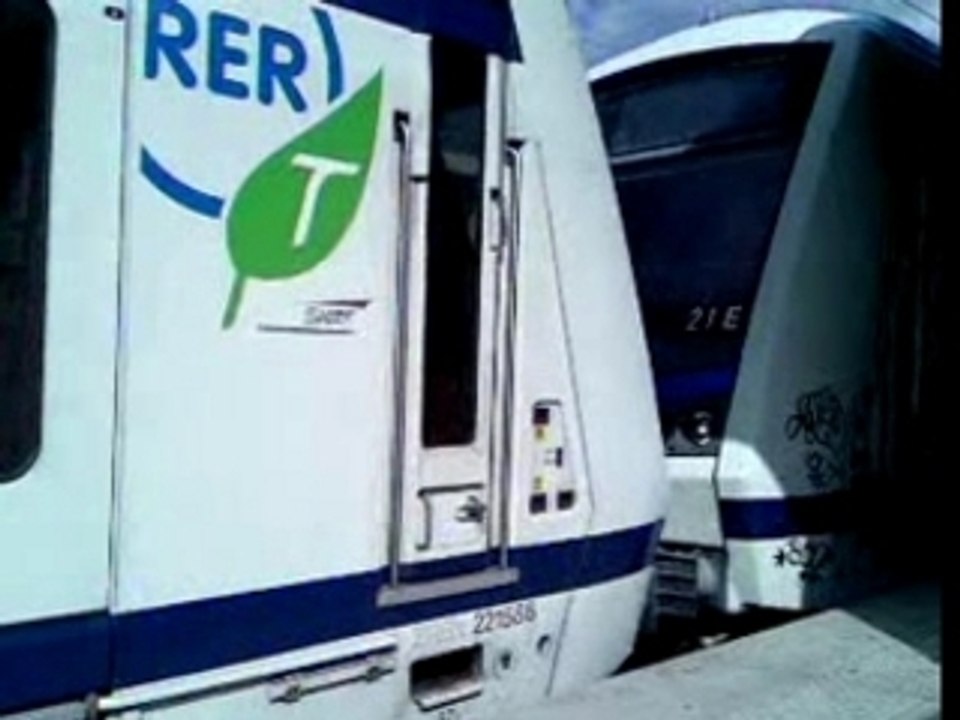 Train train