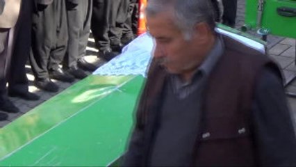 Kazada Hayatını Kaybeden 4 Kişilik Aile Yan Yana Defin Edildi