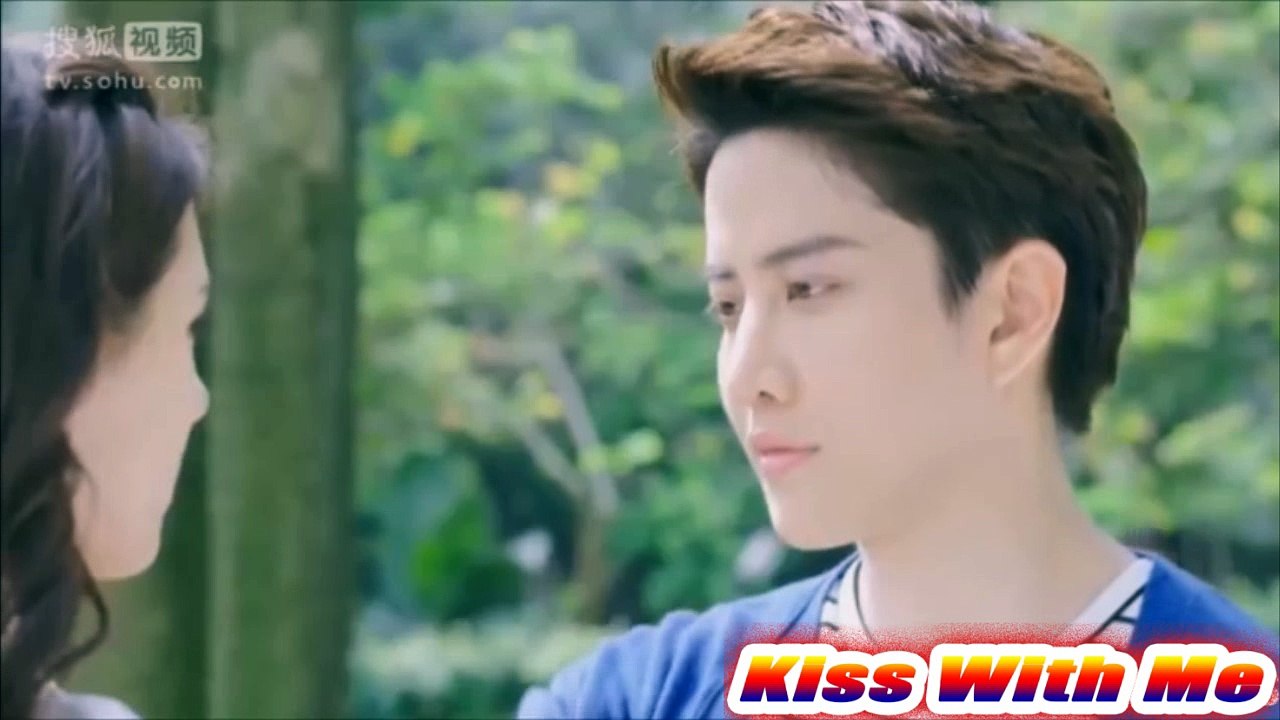 Korean Kissing (អូនយំបងលួងគេ - ពេជ្រ សោភា )