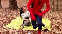 Spiderman vs Elsa - Spiderman Dumped by girlfriend! Real life superhero drama