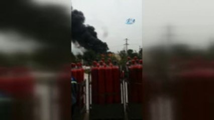 İzmir'de Dev Polyester Fabrikasında Yangın Paniği