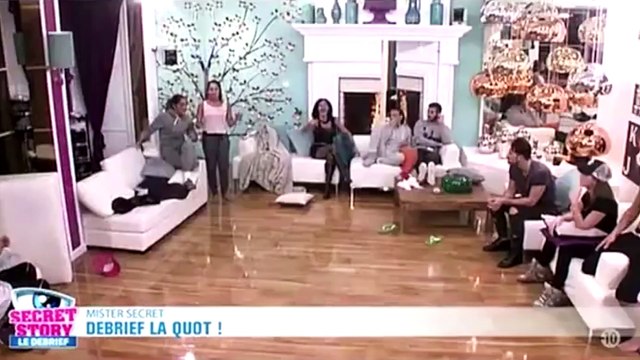 Secret Story 9: Rémi fait une pirouette et finit le cul par terre