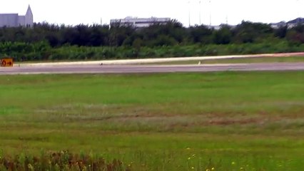 Crazy Pilot Stunt Plane -Crashes- Melbourne Air Show - Jelly Belly Comedy Act