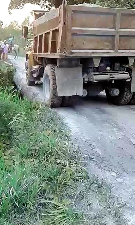 Truck Fall