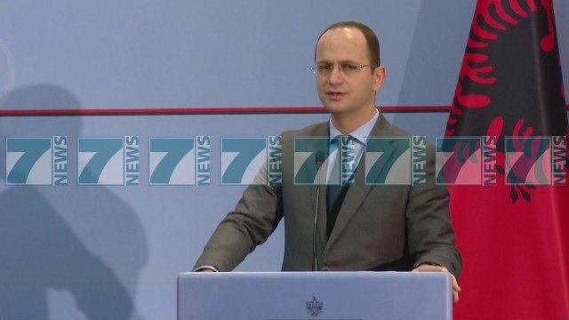 BUSHATI I PERGJIGJET AKUZAVE TE HOMOLOGUT DACIC - News, Lajme - Kanali 13