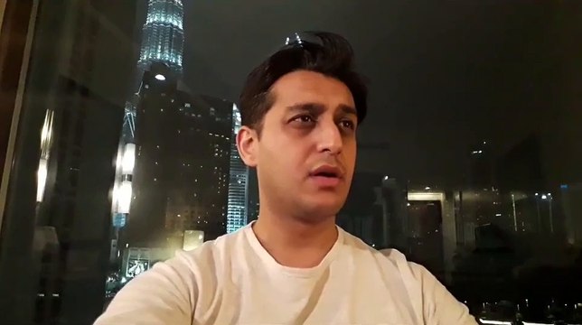 Syed Shafaat Ali Mimics Shah Rukh Khan
