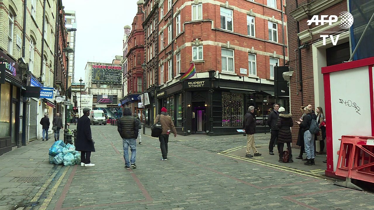 Balade dans le Soho d'autrefois, refuge des gay...