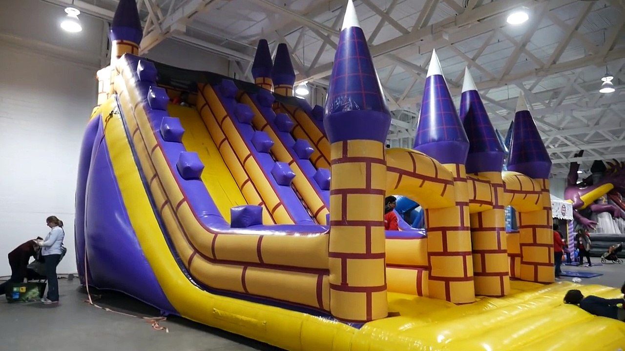 Indoor Playground Play Area for Kids GIANT INFLATABLE SLIDES Children Play Center Family Fun Kids