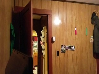 Boy Screams Like a Girl Over Xbox