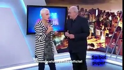 Mc Gui que deu pro Marcelo Rezende