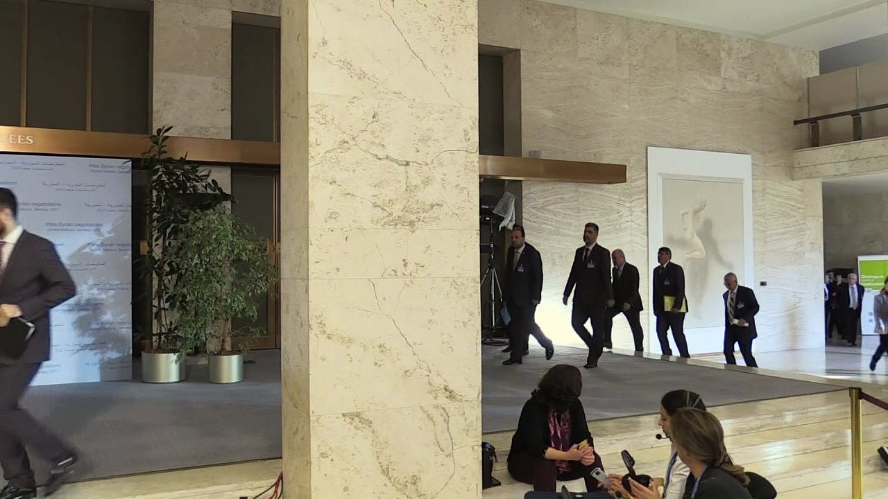 Oposición siria buscará apoyo de Rusia en los diálogos de paz