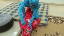 Человек-паук в реальной жизни против Т-Рекс в реальной жизни ж/ Халк желтый Человек-Паук удивительный человек-паук шалость