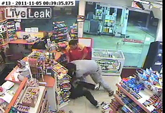 VIDEO/ Grabitja shkon keq, ja çfarë bën vrasësi më i rrezikshëm i qytetit