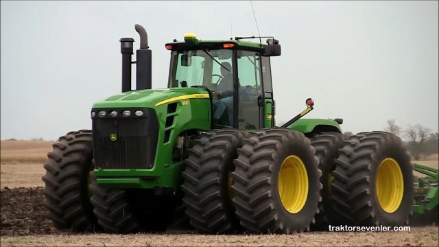 John Deere 9530