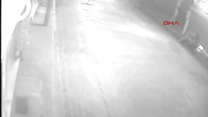 Konya - Suriyeli Genci Darp Edilip, Bıçaklanma Anı Kameralara Yansıdı