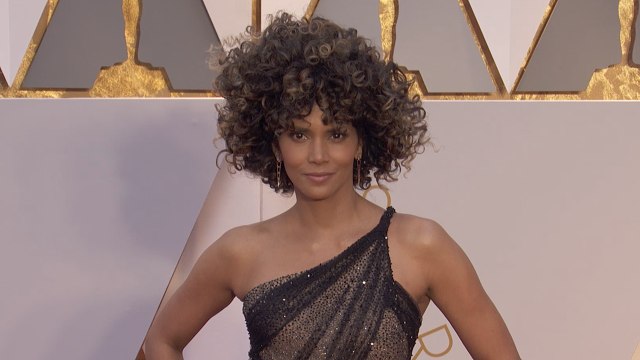 Halle Berry, objeto de críticas en los Oscars