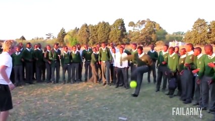Os vídeos de futebol mais engraçados do mundo!!!