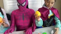 Розовый Человек-паук против Т-Рекс сюрприз яйца Челове