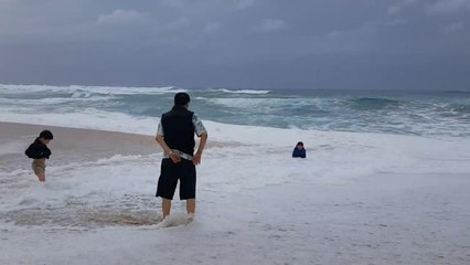 Bystanders Rescue Little Boy from Drowning