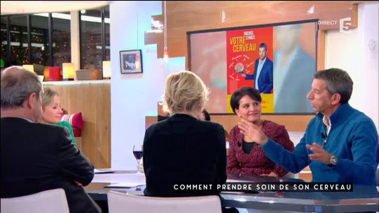 En tant que médecin, Michel Cymès explique pourquoi il est contre la légalisation du cannabis - Regardez