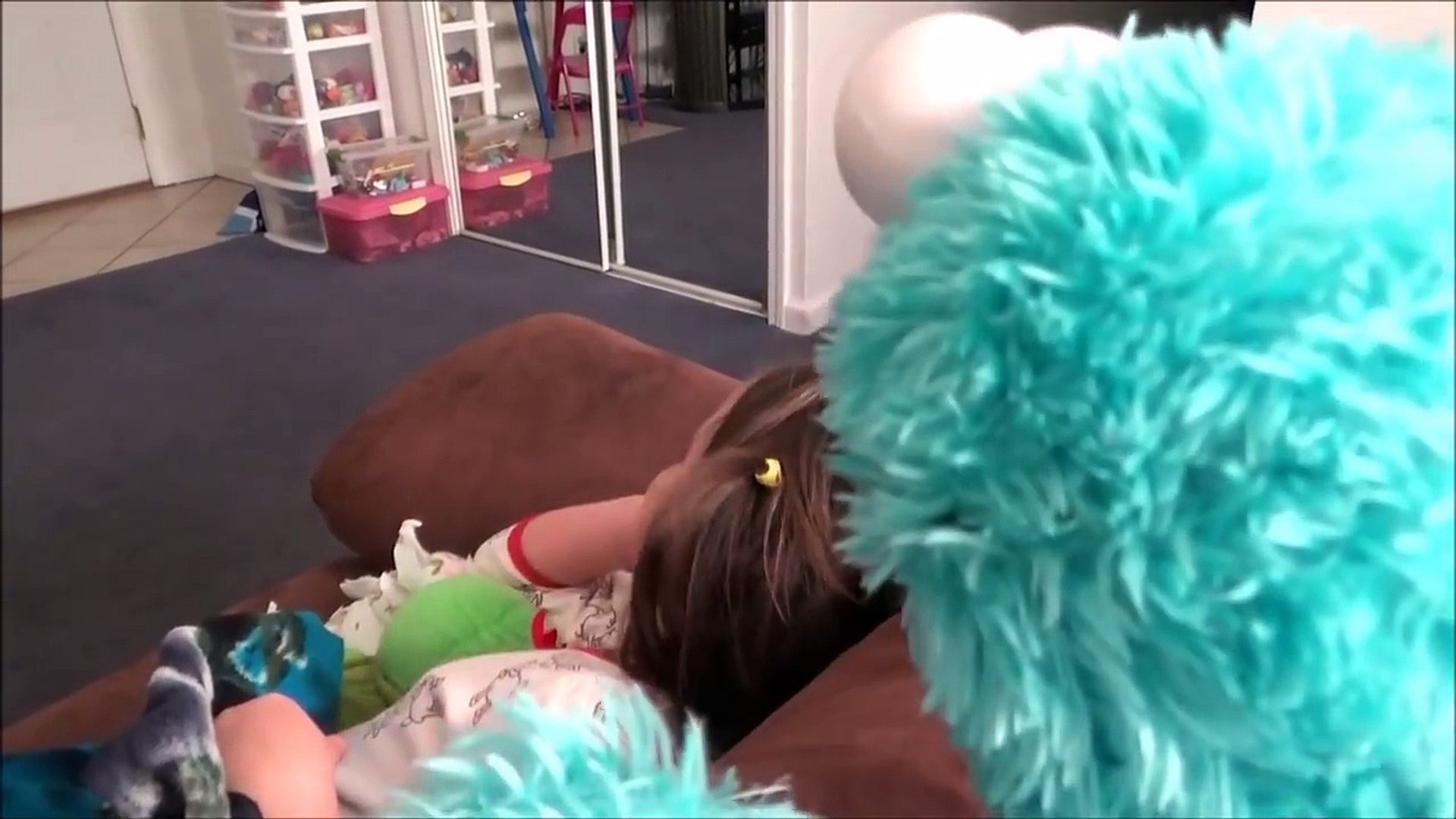 ⁣Cookie Monster Attacks Girl Feeds Pet Dog Cookies