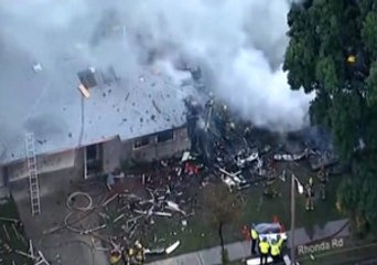 ABD'de Uçak Yerleşim Yerine Düştü: 4 Ölü