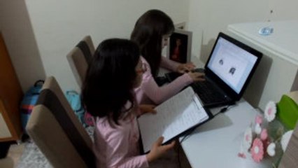 Öğrenciler Ailelerine Sigarayı Bırakmaları İçin Mektup Yazdı