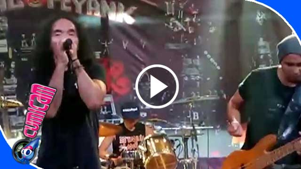 Aksi Panggung Slank, Gokil Abis! - Cumicam 28 Februari 2017