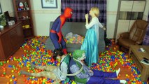 Spiderman BIKINI PRANK! w/ Frozen Elsa Superman Joker Hulk Toilet Prank Superheroes in Rea