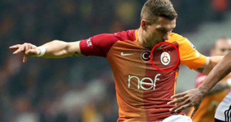 Galatasaraylı Podolski'nin Formasındaki Yıldızlardan Biri Düşmüş