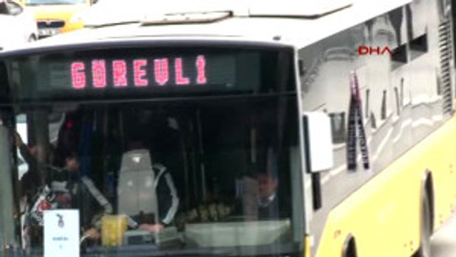 Otobüsten Düşen Beşiktaş Taraftarı Hayati Tehlikeyi Atlattı