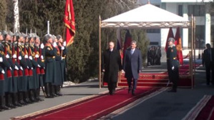 Tải video: Rusya Devlet Başkanı Putin Kırgızistan'da (2)