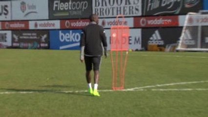 Beşiktaş'ta Caner Erkin ve Demba Ba Sevinci