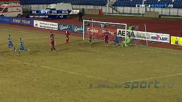 Andrei Cristea'dan muhteşem frikik