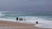 Des touristes sauvent de justesse un enfant de la noyade, emporté par les vagues