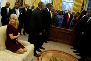 Twitter reacts to Kellyanne Conway kneeling on Oval Office couch