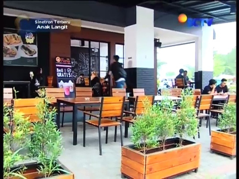 Scene EMON AL004005