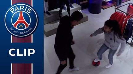 Lisa's tricks: At the Megastore