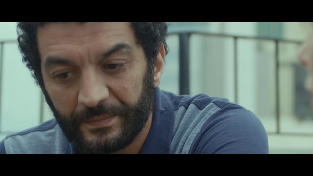 Une vie ailleurs - Bande-annonce Trailer (Ramzy Bedia) [Full HD,1920x1080]