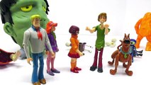 SCOOBY DOO MEETS FRANKENSTEIN Giant Play-Doh Surprise Egg Filled With Scooby Doo Toys
