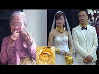 Lẻn vào đám cưới con gái để đưa 2 chỉ vàng làm hồi môn, mẹ nghèo nhận ngay kết