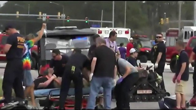 Etats-Unis : une voiture percute une foule lors de la parade du Mardi Gras en Alabama